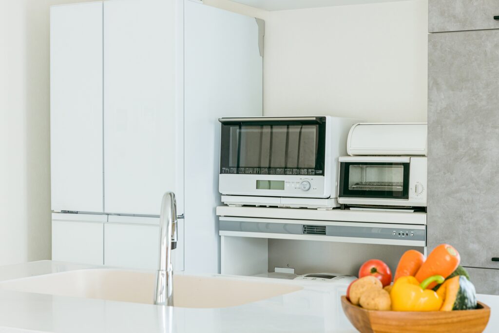 冷蔵庫とキッチン